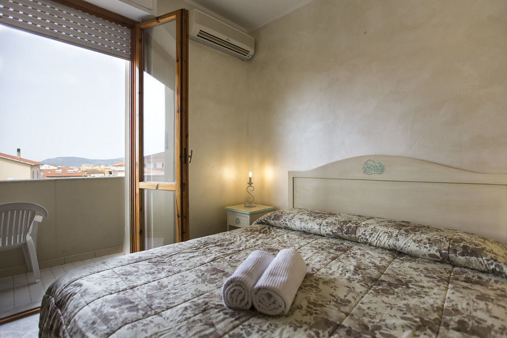 Morpheo Rooms Alghero Exteriör bild